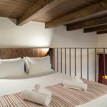 Quattro Domus Apartment