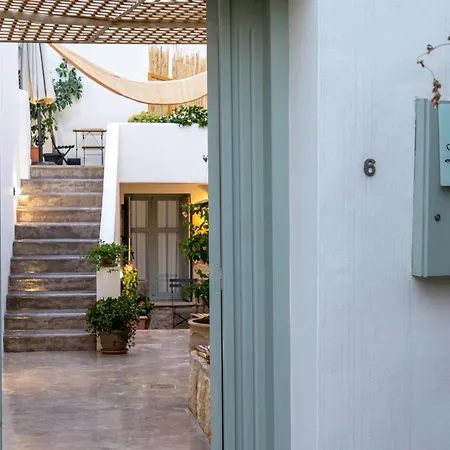 Quattro Domus Apartment